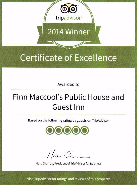 Finn Maccools Public House & Guest Inn Bushmills Buitenkant foto